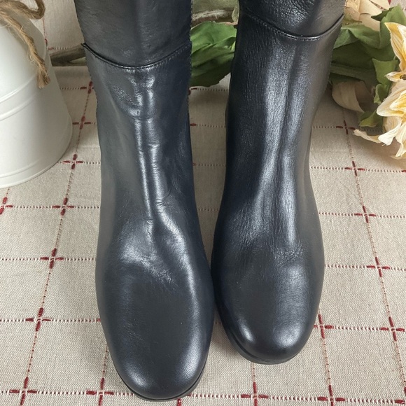 Vince Camuto “Karita” Over The Knee Riding Boots Women's Sz 5 Black Leather New - Picture 3 of 8